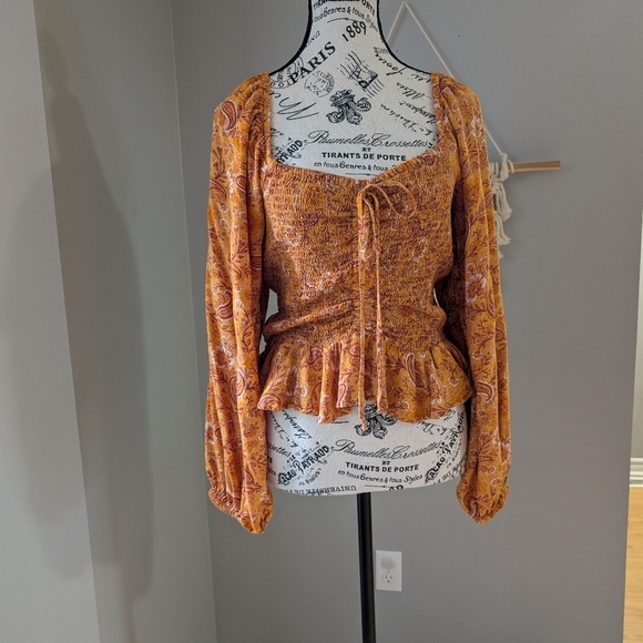 Patrons of peace top Large Mustard Patterned Smocked Boho Long Sleeve Tie Front - Picture 4 of 9